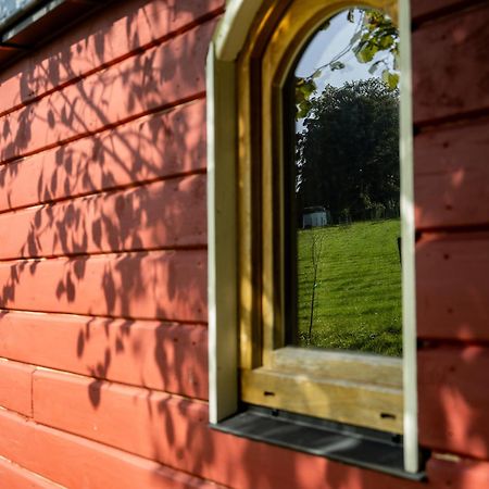 Vila La Tiny House De La Bergerie Lierneux Exteriér fotografie