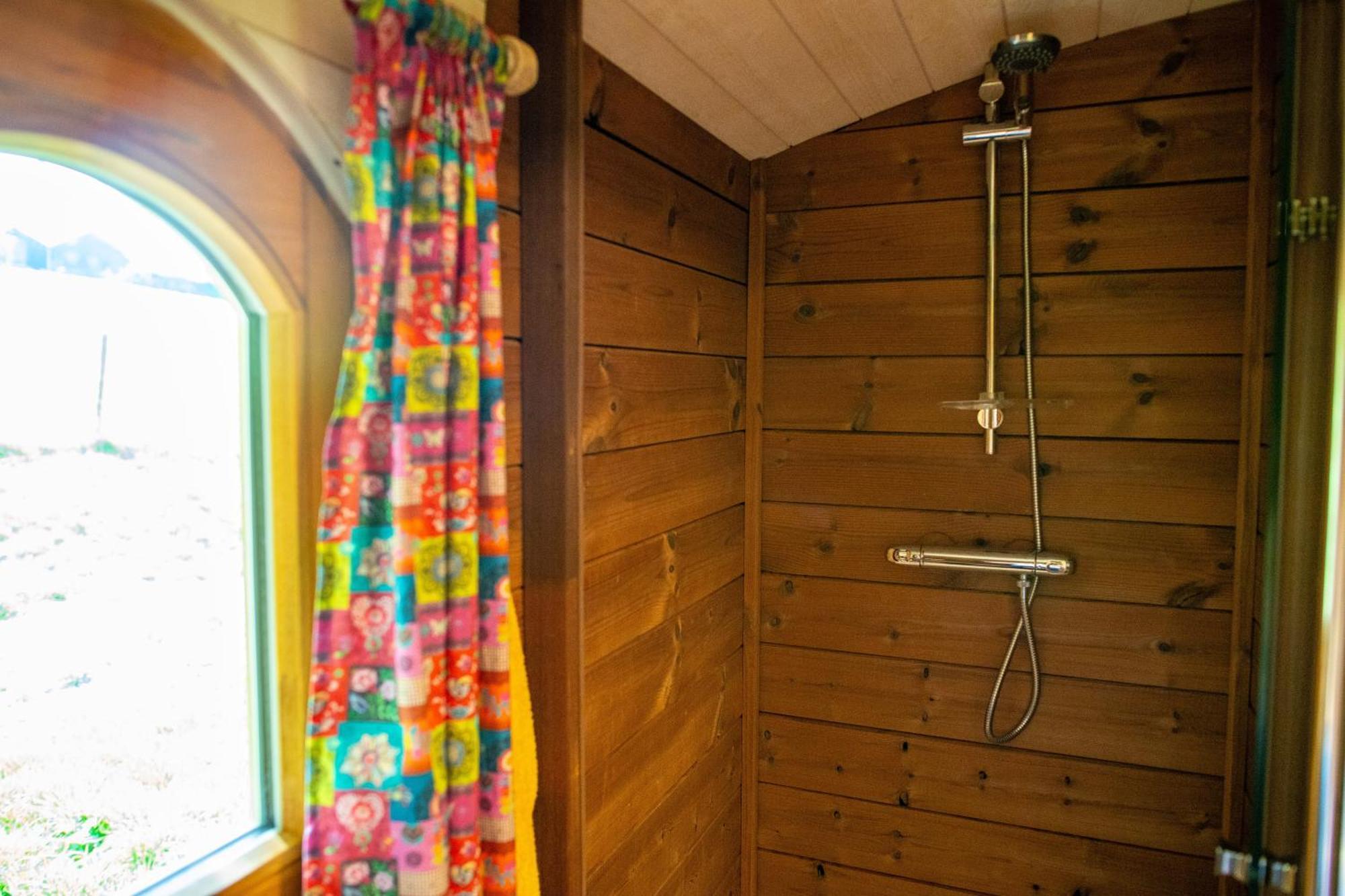 Vila La Tiny House De La Bergerie Lierneux Exteriér fotografie