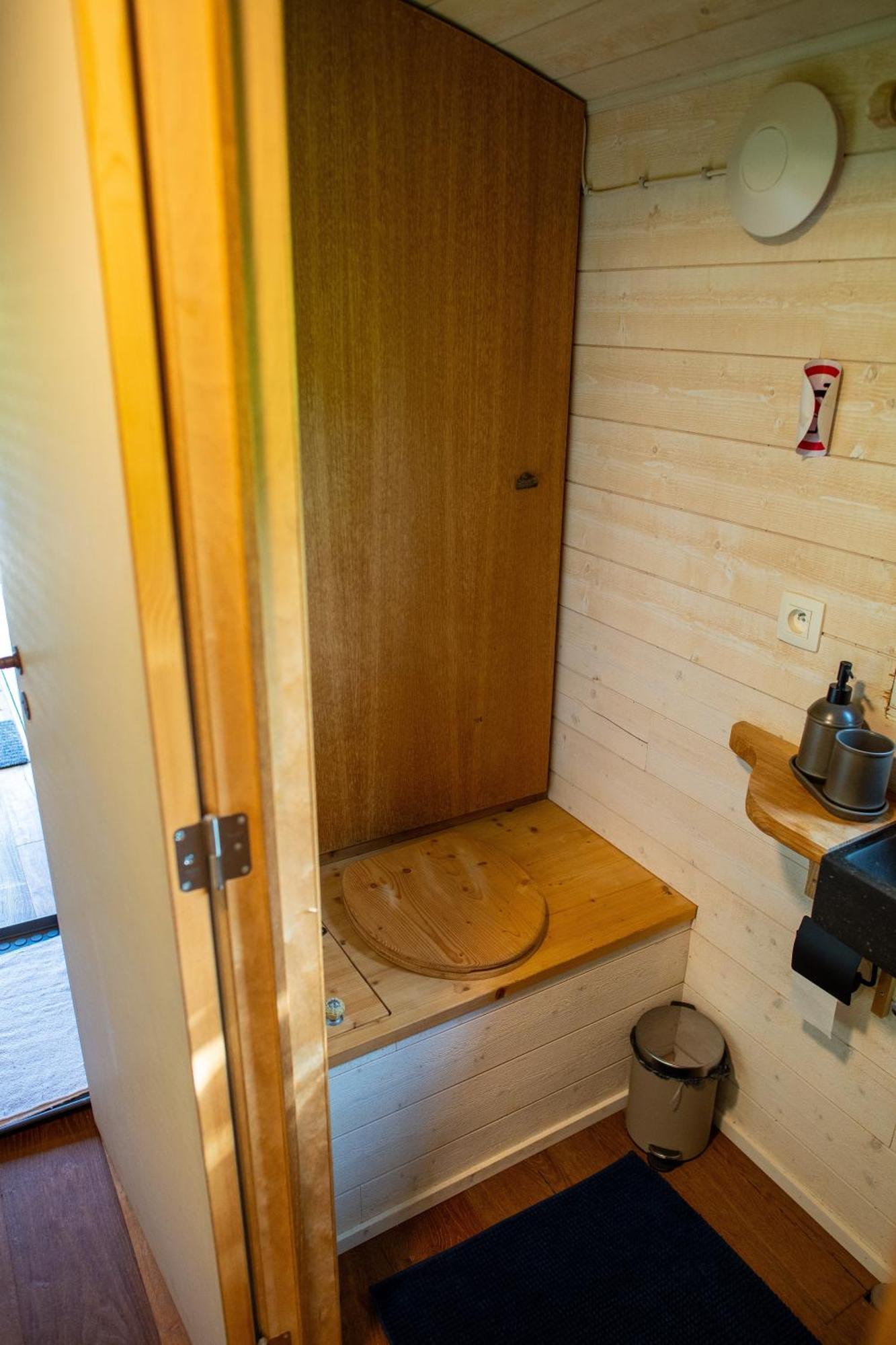 Vila La Tiny House De La Bergerie Lierneux Exteriér fotografie